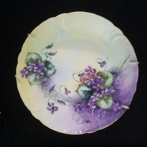 VIOLET PLATE DISPLAY WALL ART TILLY BAVARIA